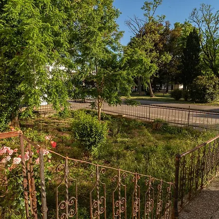 Apartament Goga Nova *